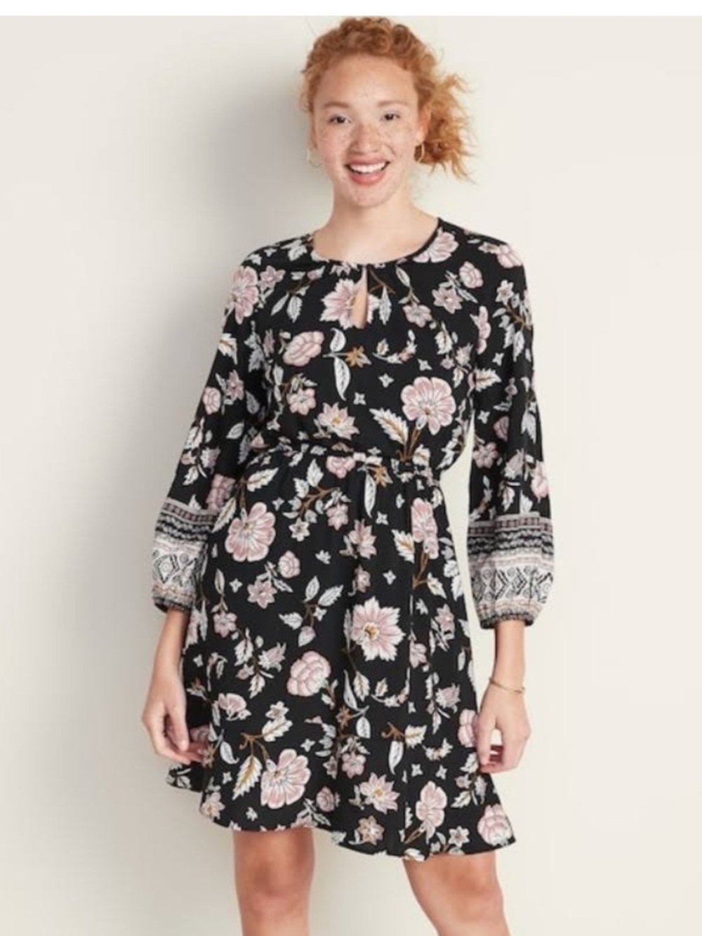 Old Navy Floral Print Keyhole Dress